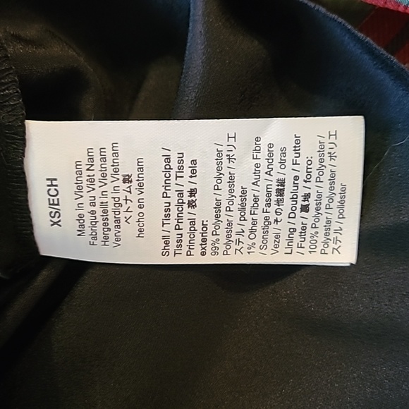 🎉Host Pick 🎉 J Crew Sleeveless ruffle-collar top in black Stewart tartan - Picture 10 of 12